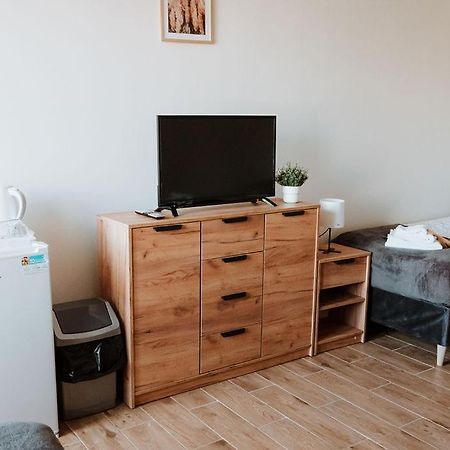 Noclegi Przy Stacji Nowy Dwór Mazowiecki 외부 사진